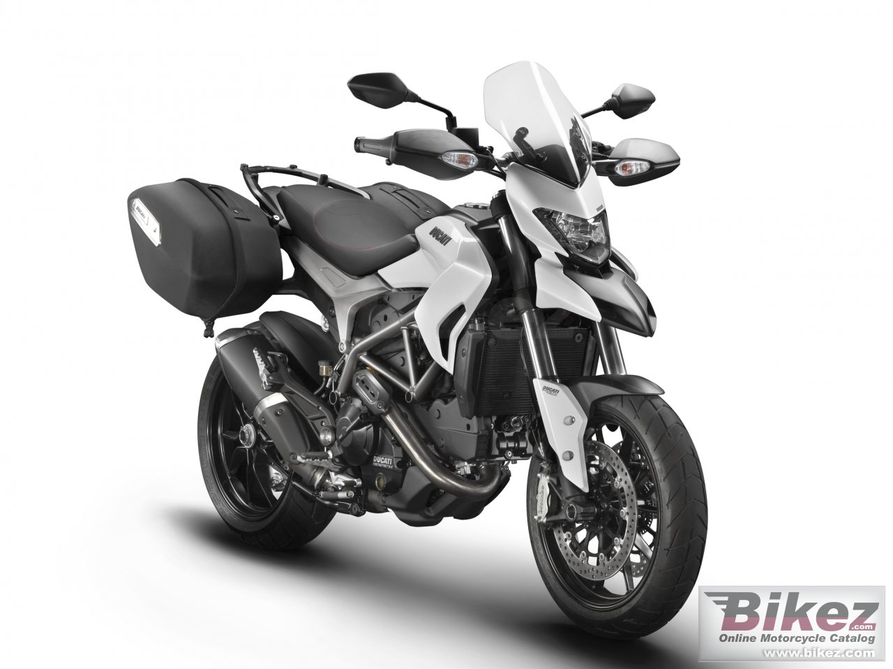 Big Ducati hyperstrada picture and wallpaper from Bikez.com